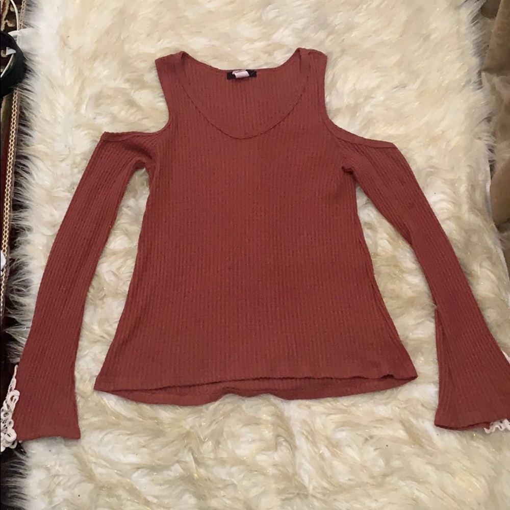 Off shoulder blouse
